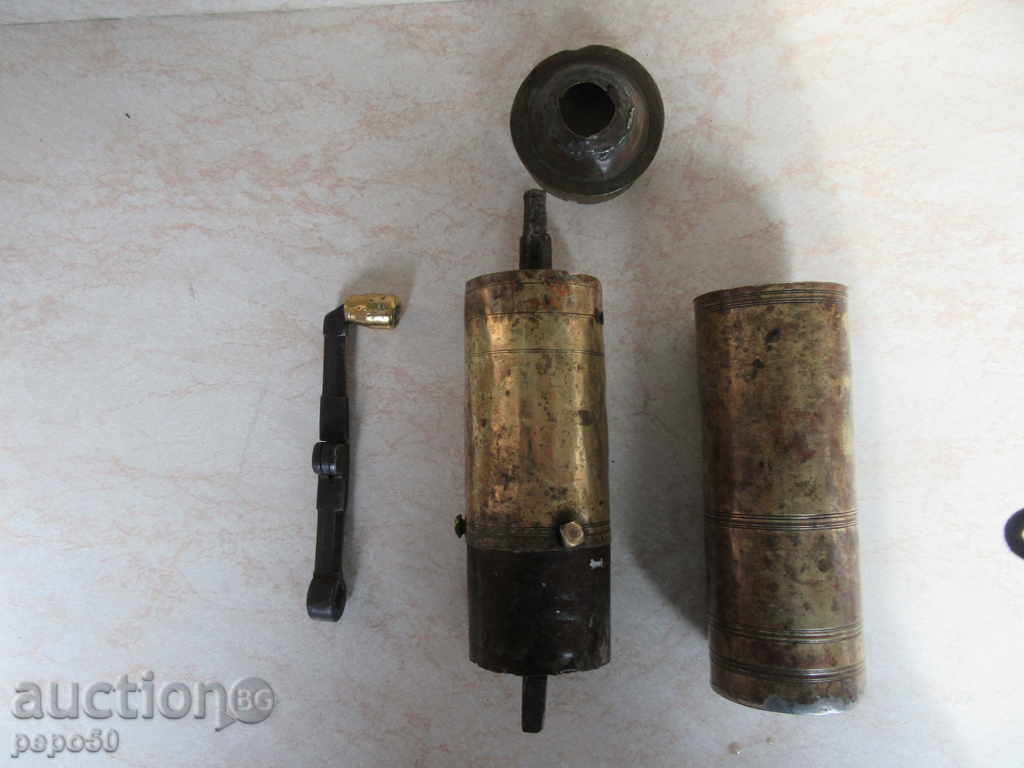 STARA MELNIKKA FOR BLACK PEPPER / COFFEE - GERMANY with price 20.00 BGN | € 10.23