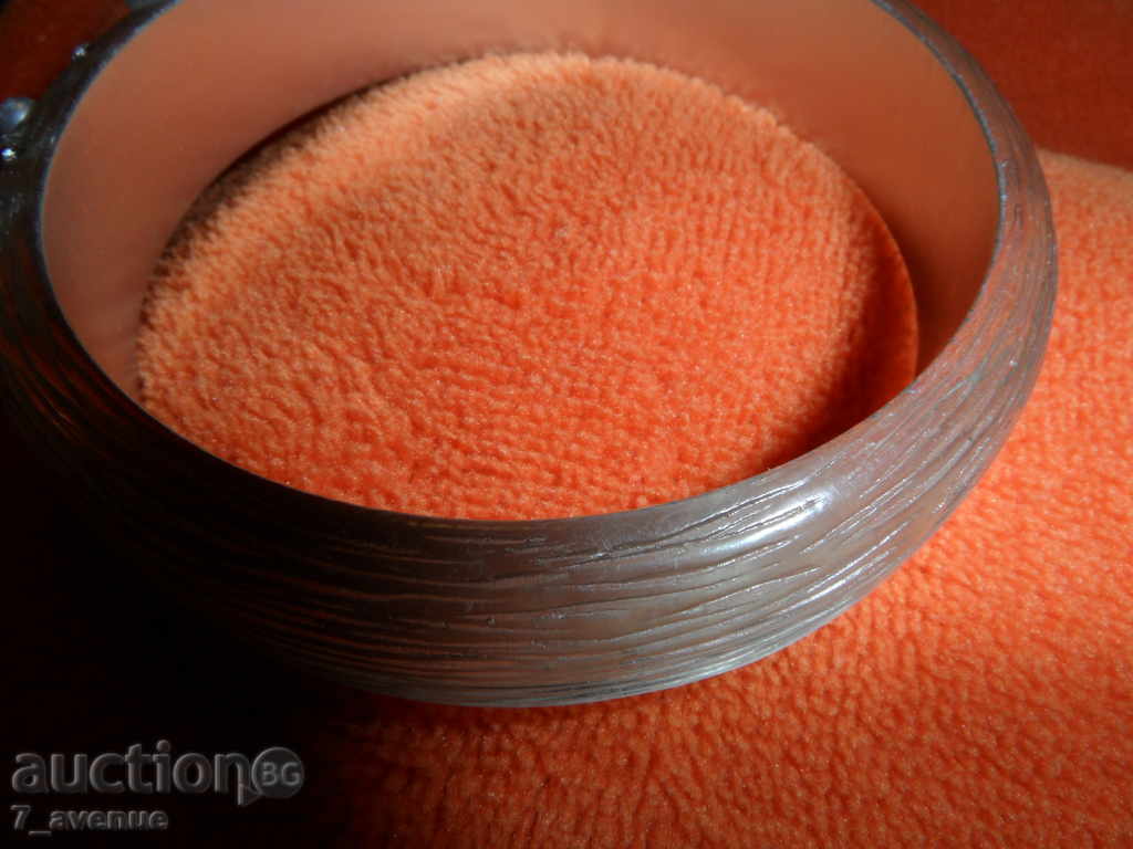 Bracelet with pearls and crystals 6.5 / 1.6cm, beautiful! Unique! with price 29.99 BGN | € 15.33 Bracelet with pearls and crystals 6.5 / 1.6cm, beautiful! Unique! with price 29.99 BGN | € 15.33