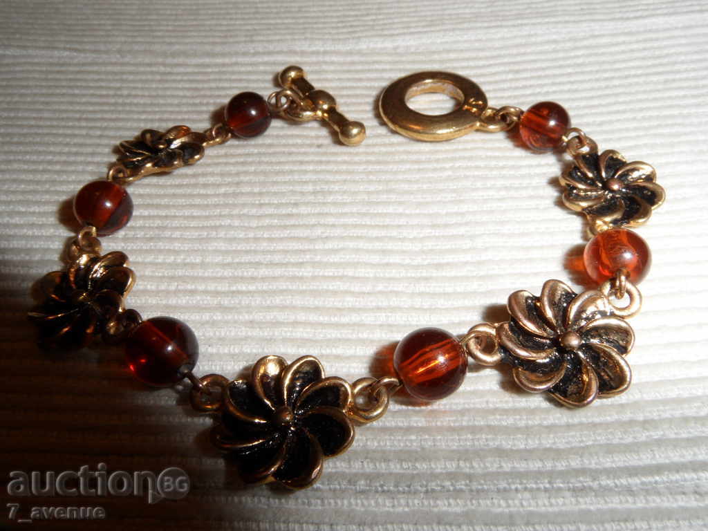 GRAVENA in gold color, 19,5cm, width 14mm. Mons. beautiful! with price 6.99 BGN | € 3.57 GRAVENA in gold color, 19,5cm, width 14mm. Mons. beautiful! with price 6.99 BGN | € 3.57