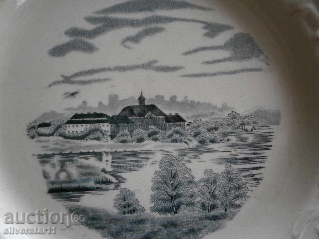 Delivery of Wall Plate Interview Decoration Delivery of Wall Plate Interview Decoration