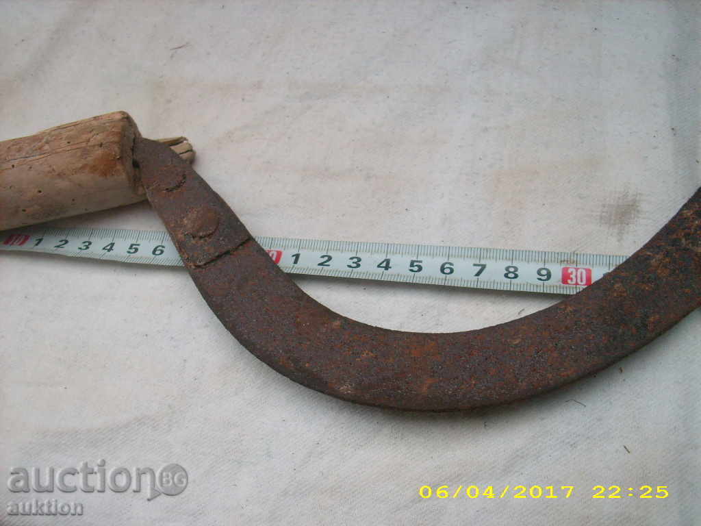 Delivery of CROWN WRIST SURPRISES Delivery of CROWN WRIST SURPRISES