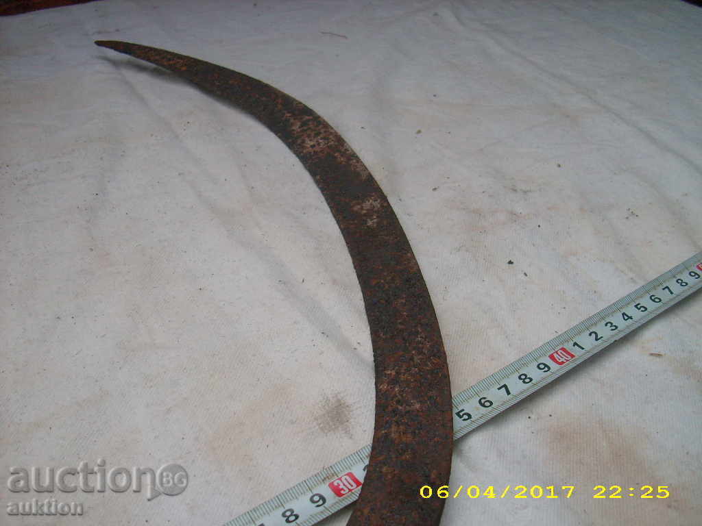 CROWN WRIST SURPRISES - 6 CROWN WRIST SURPRISES - 6