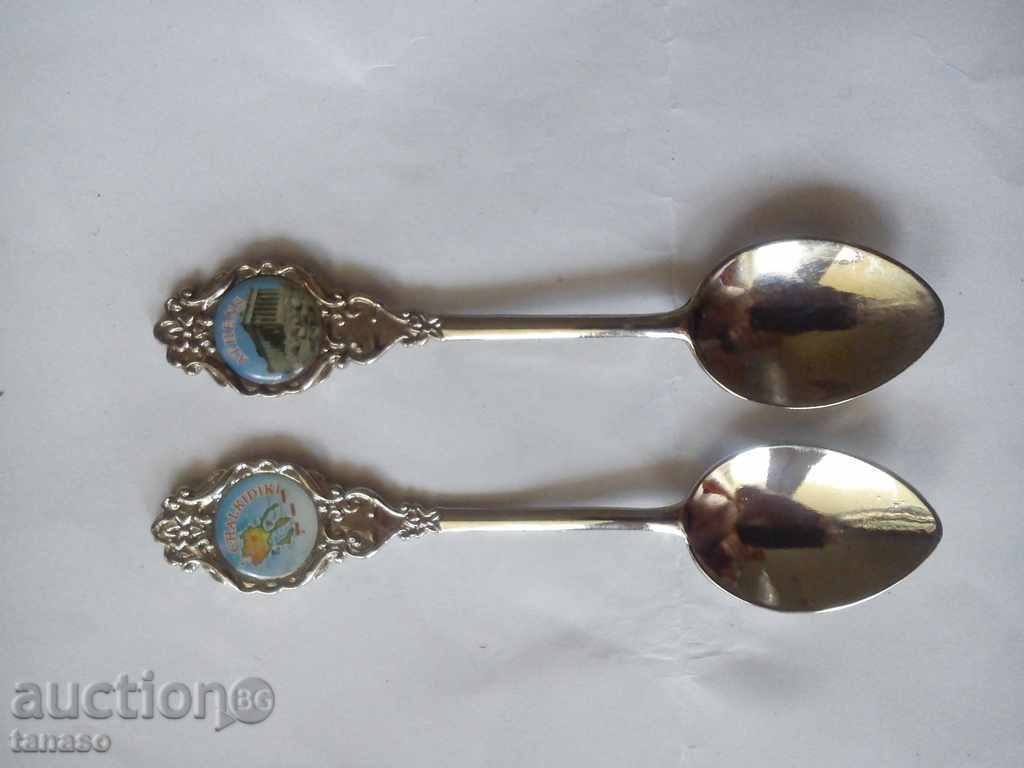 Livrarea Două lingurițe de cafea suveniruri - Atena și Halkidiki Livrarea Două lingurițe de cafea suveniruri - Atena și Halkidiki