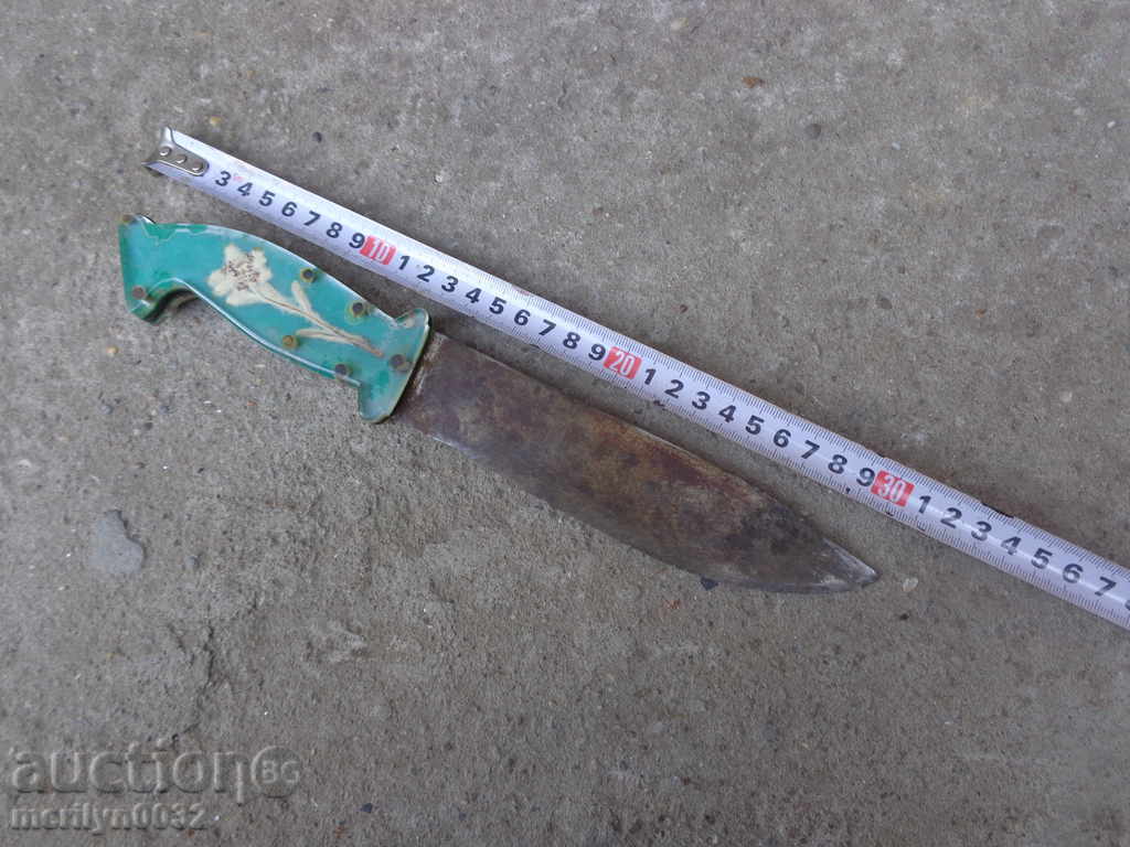 Delivery of Hand forged knife with edelweiss and a picture of the master kama kulak Delivery of Hand forged knife with edelweiss and a picture of the master kama kulak