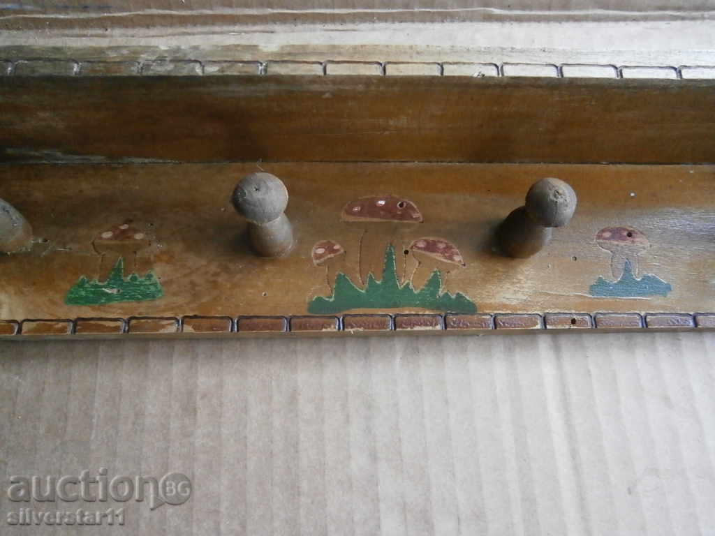 an ancient primitive hanger - 6 an ancient primitive hanger - 6