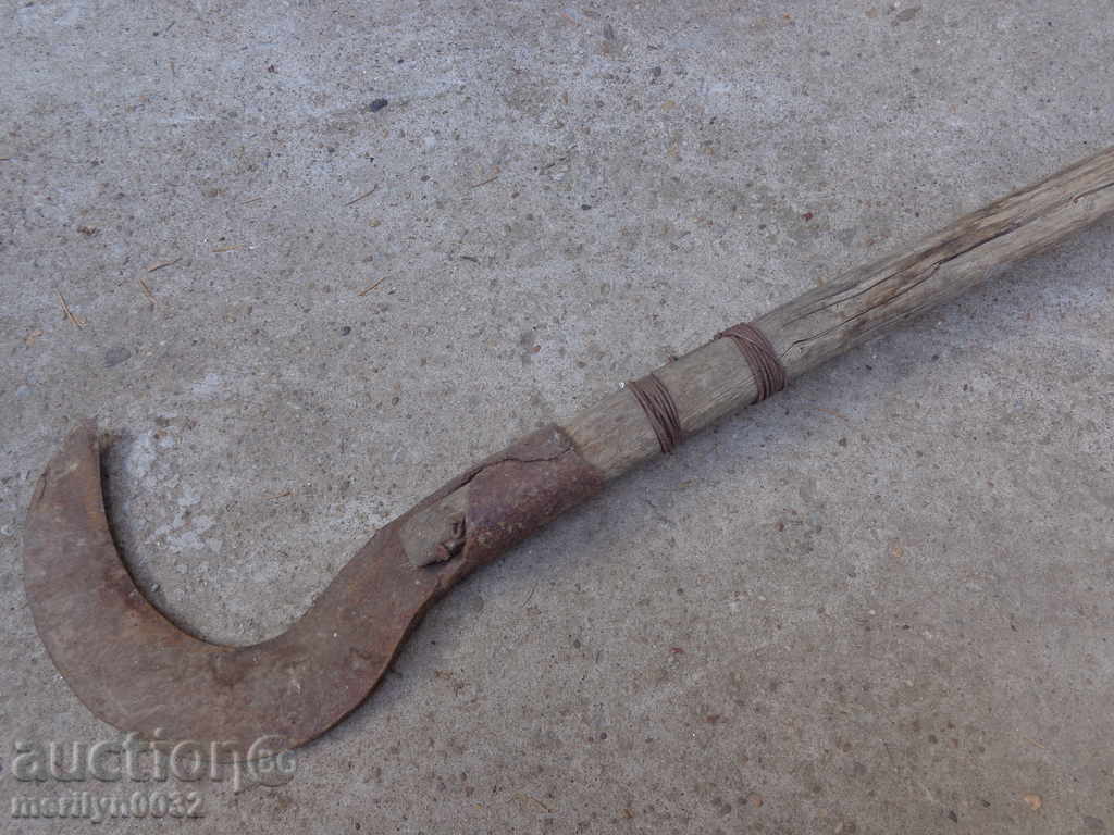 Delivery of Old handmade knife, wrought iron Delivery of Old handmade knife, wrought iron