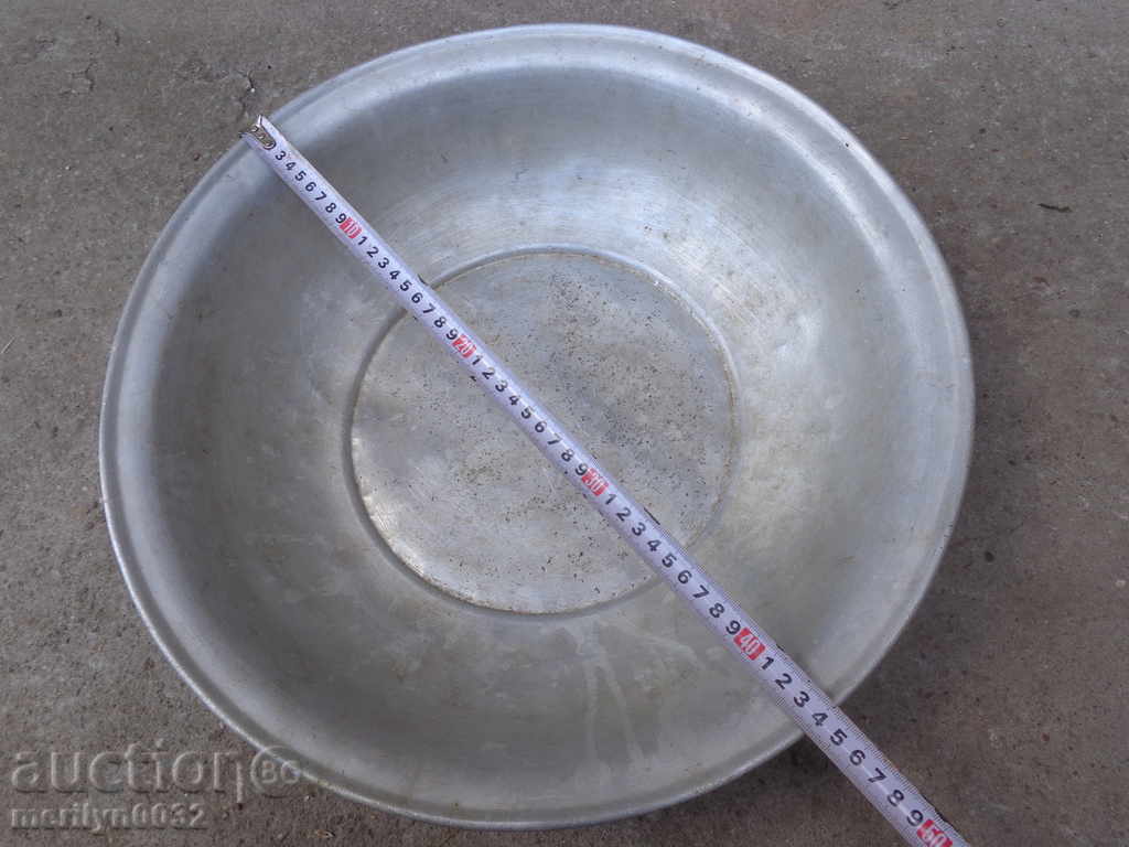 Old aluminum bowl bowl - 5 Old aluminum bowl bowl - 5