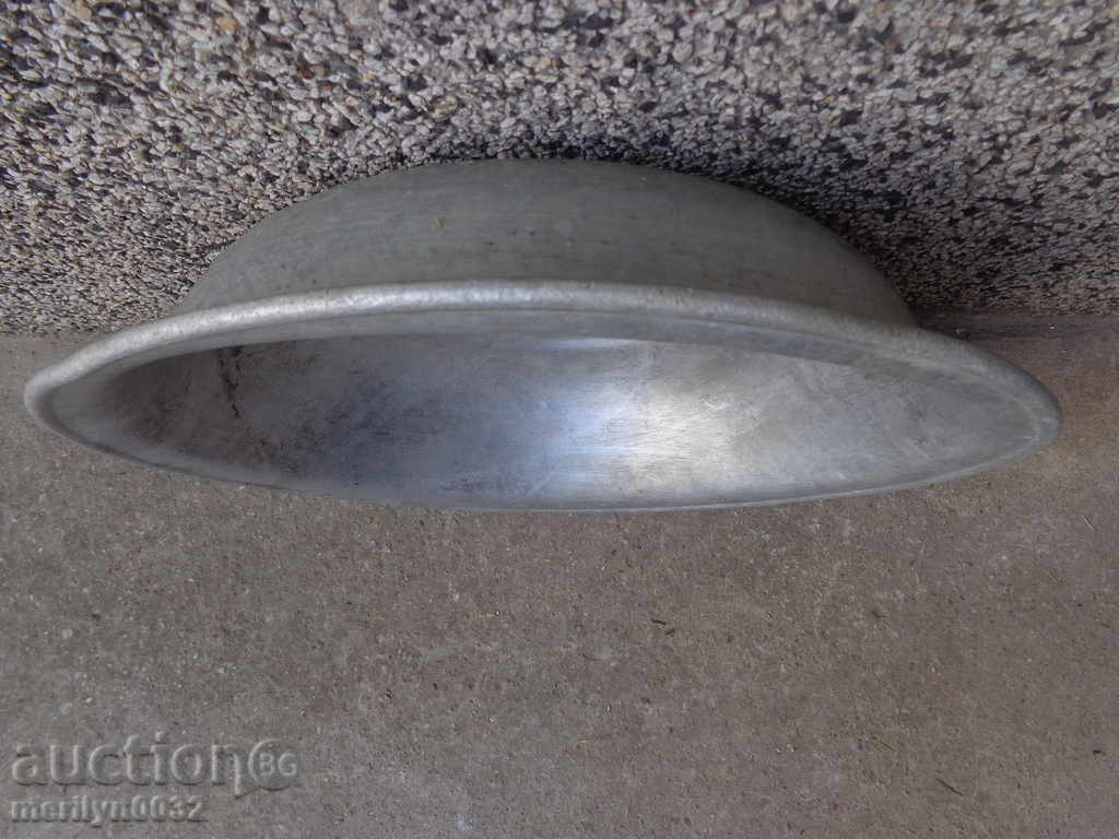 Old aluminum bowl bowl - 7 Old aluminum bowl bowl - 7