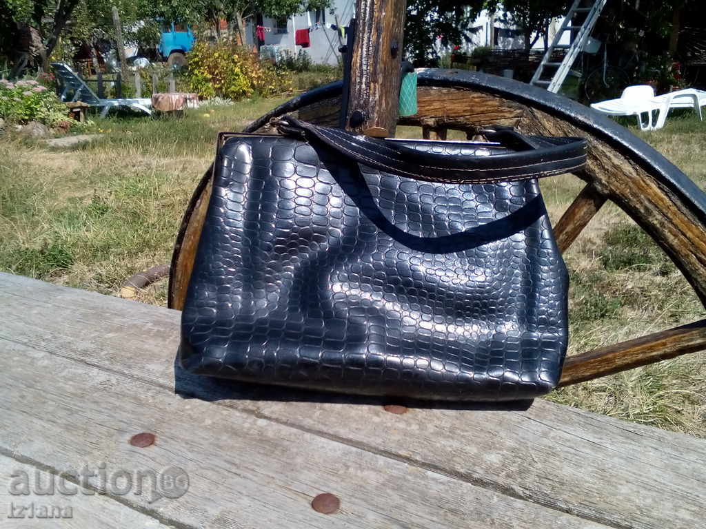 Old Lady's Bag with price 10.00 BGN | € 5.11 Old Lady's Bag with price 10.00 BGN | € 5.11