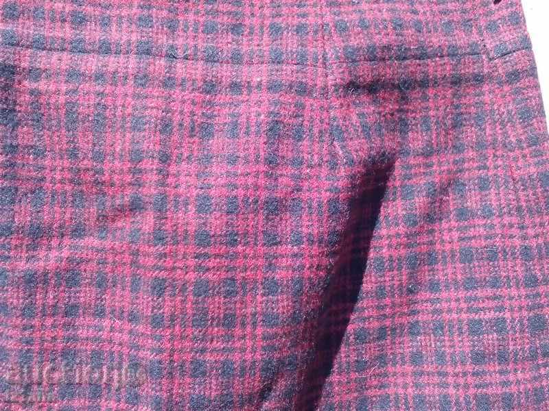Old wool skirt with price 5.00 BGN | € 2.56