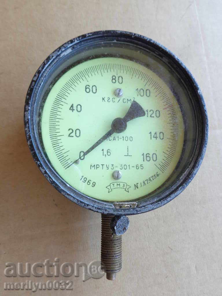 Old pressure gauge 1969 instrument apparatus WORKS