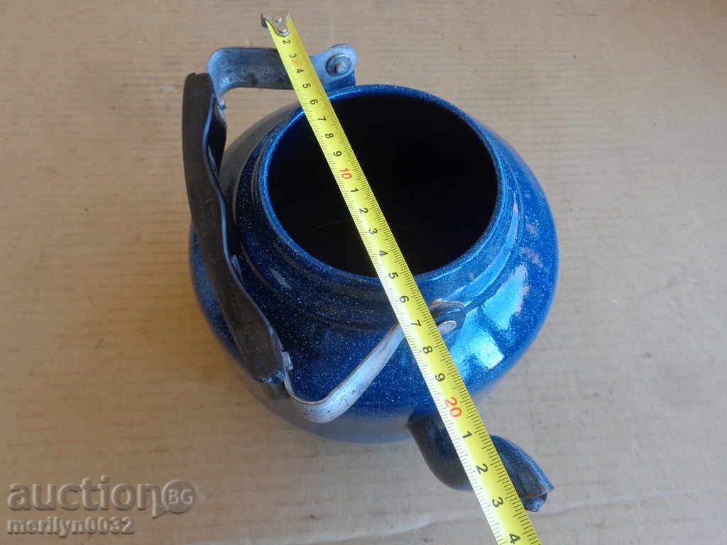 Delivery of Enamelled pot, kettle, ketchup, kettle, wounded sod Delivery of Enamelled pot, kettle, ketchup, kettle, wounded sod