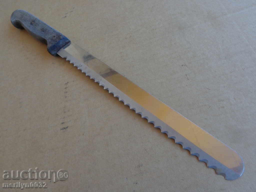 Old knife with saw blade with price 21.00 BGN | € 10.74 Old knife with saw blade with price 21.00 BGN | € 10.74