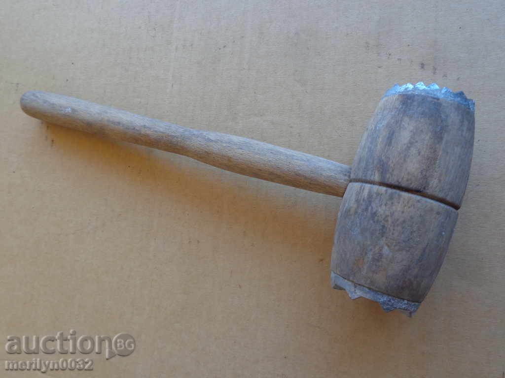Auction Old wooden hammer for STEAM wooden tool Auction Old wooden hammer for STEAM wooden tool