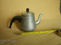 Малък чайник
