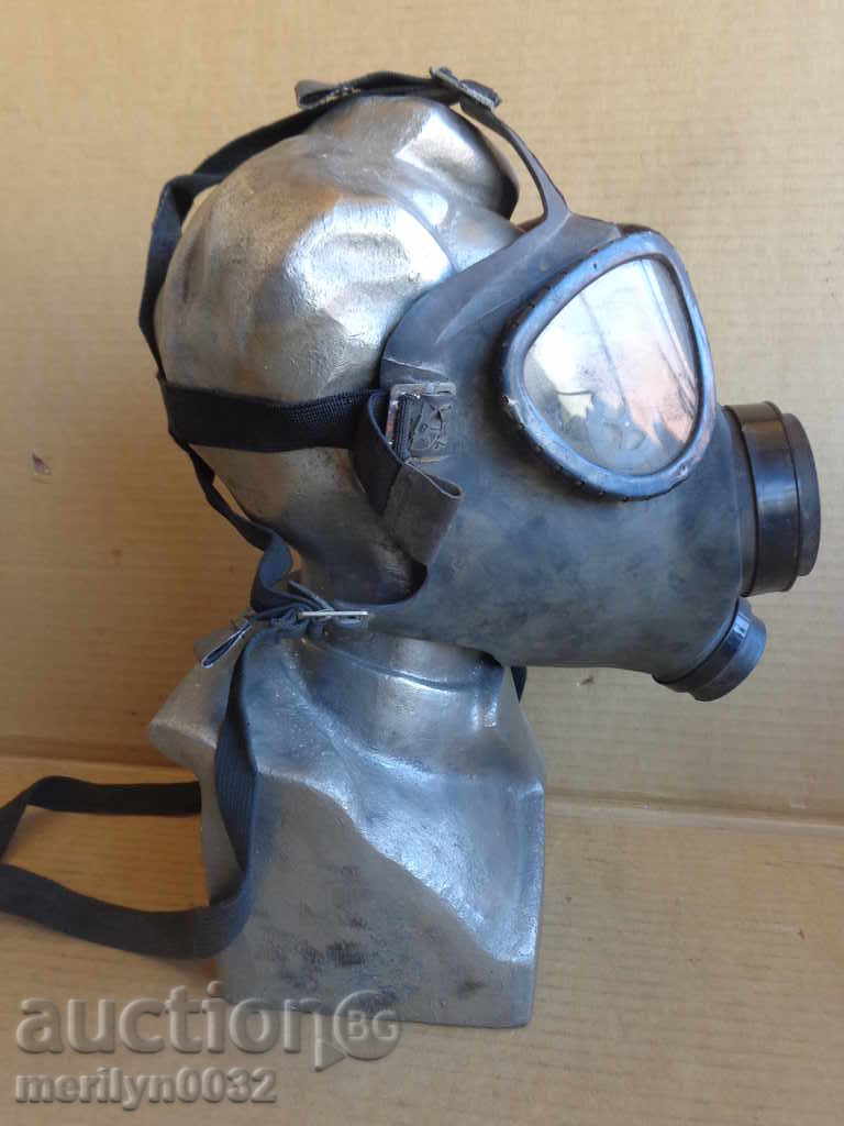 Delivery of Gas mask Delivery of Gas mask