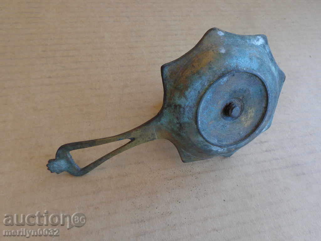 Delivery of Ottoman candlestick, 70-year-old lamp of the 19th century Delivery of Ottoman candlestick, 70-year-old lamp of the 19th century