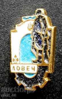 Lovech badge