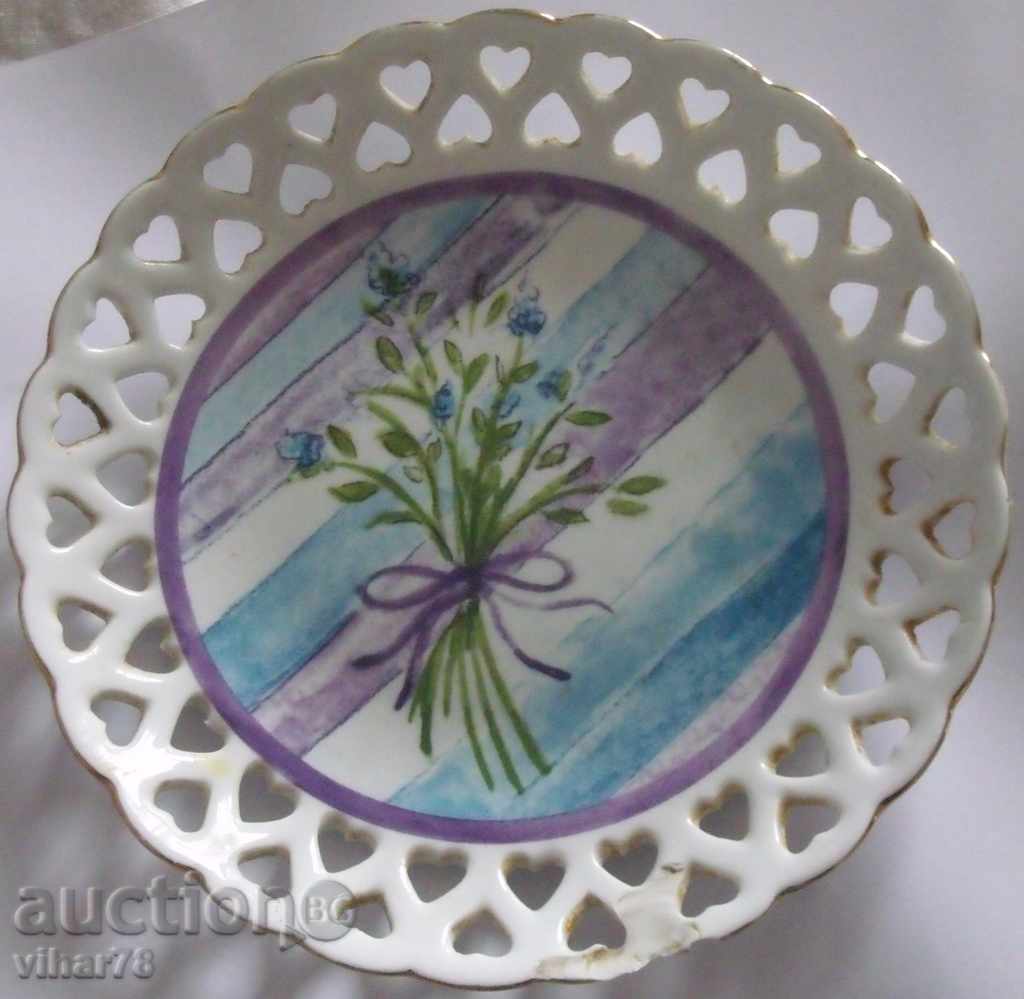 COLLECTION PORCELAIN CHINA with price 29.99 BGN | € 15.33 COLLECTION PORCELAIN CHINA with price 29.99 BGN | € 15.33