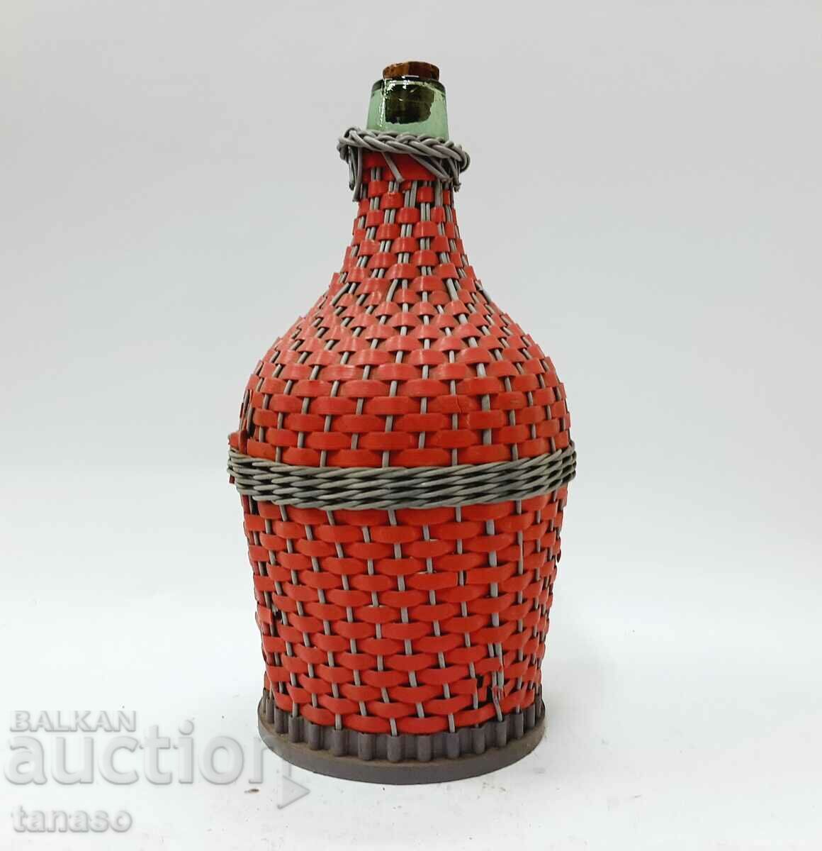 Old woven glass decanter 5 l (10.1) - 6 Old woven glass decanter 5 l (10.1) - 6