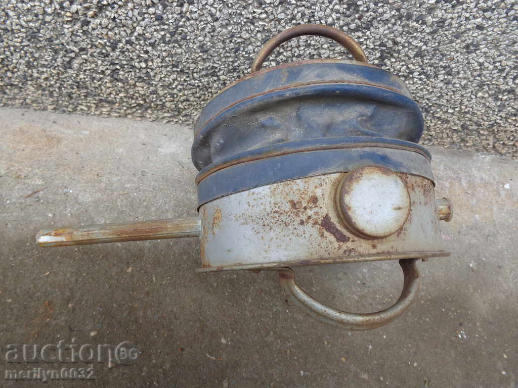 Old Blower Sprayer Blower Tool with price 36.00 BGN | € 18.41 Old Blower Sprayer Blower Tool with price 36.00 BGN | € 18.41