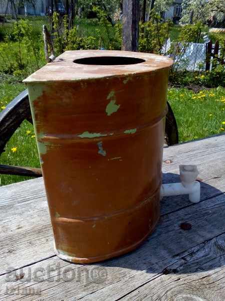 An old sink with price 20.00 BGN | € 10.23 An old sink with price 20.00 BGN | € 10.23