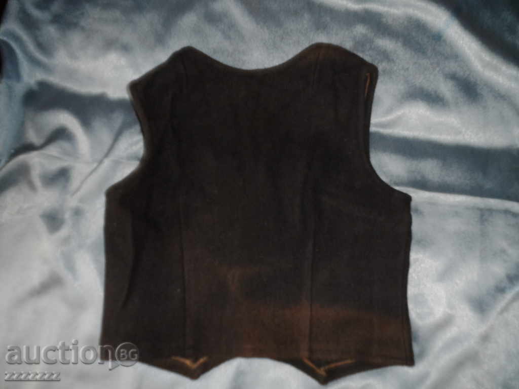 OLD WOOLEN VEST with price 40.00 BGN | € 20.45 OLD WOOLEN VEST with price 40.00 BGN | € 20.45