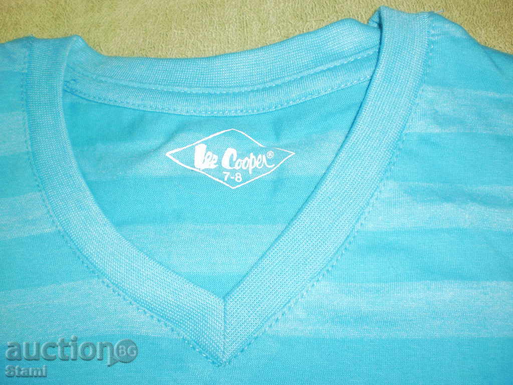 Original children's short sleeve T-shirt LEE COOPER size 7-8, with price 12.00 BGN | € 6.14 Original children's short sleeve T-shirt LEE COOPER size 7-8, with price 12.00 BGN | € 6.14