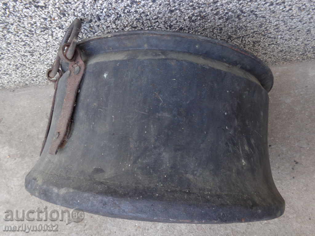 Delivery of Old cauldron LARGE, harania, copper, copper vessel, late 19th century Delivery of Old cauldron LARGE, harania, copper, copper vessel, late 19th century
