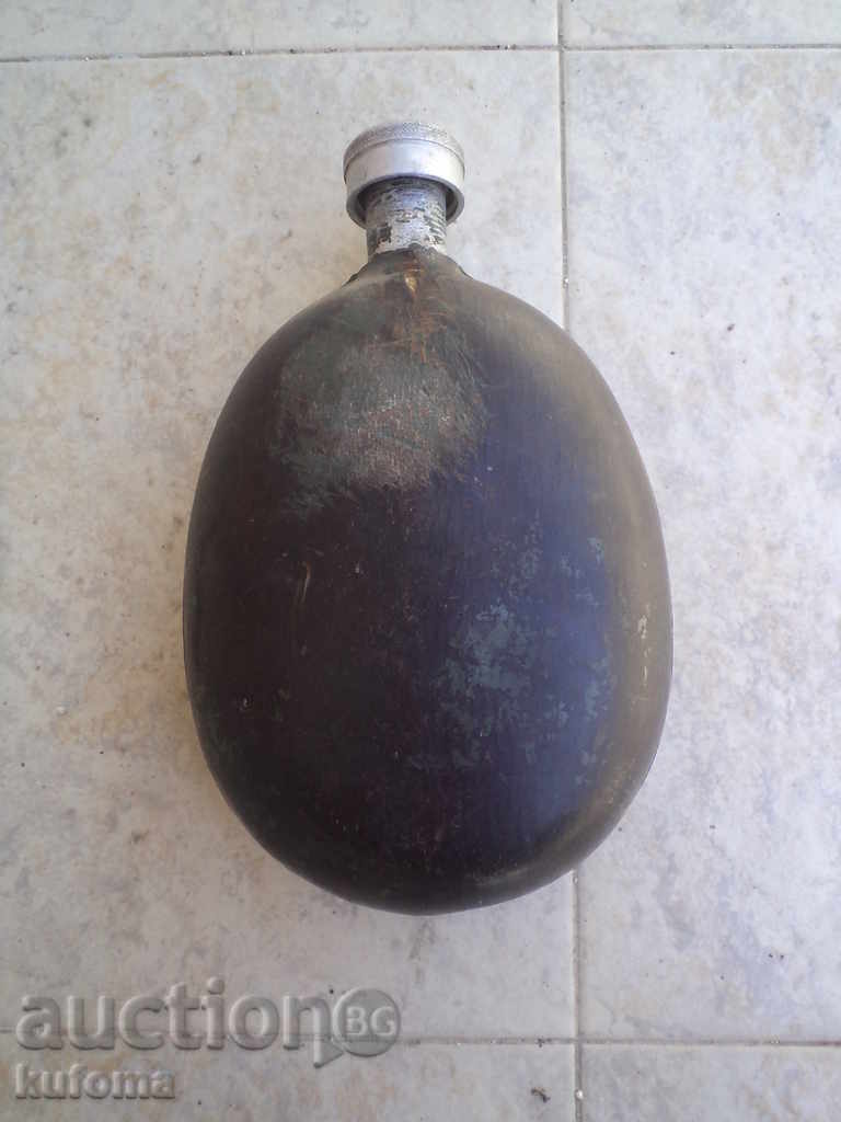 Soldier flask