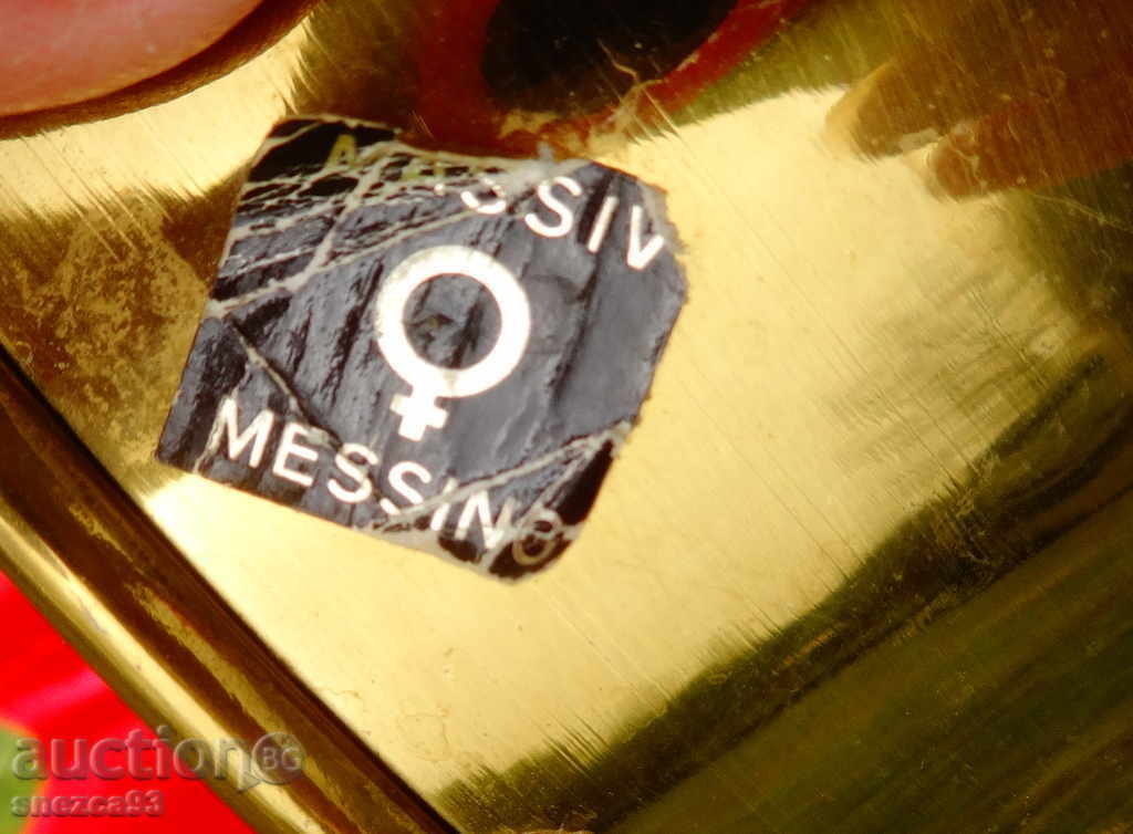 Swiss bronze jug 43 cm, 1.7 kg with price 99.00 BGN | € 50.62 Swiss bronze jug 43 cm, 1.7 kg with price 99.00 BGN | € 50.62