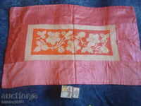 Каре, бродирана възглавница,ръчно с разм.48х75см.