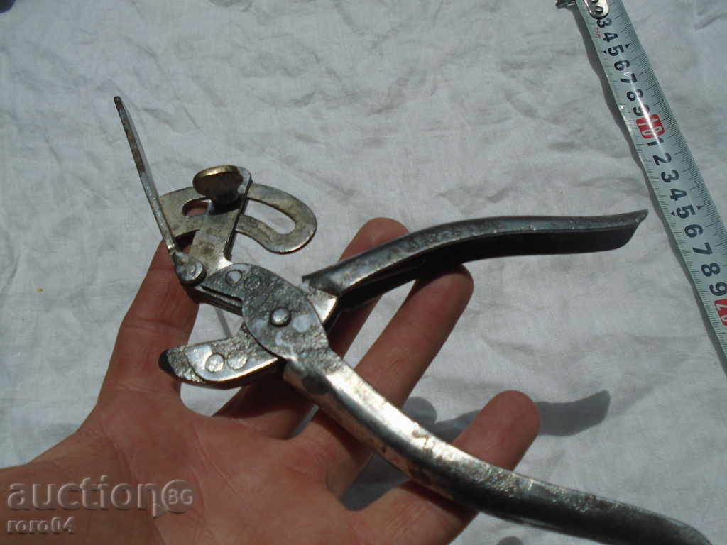 OLIVE TOWERS FOR THE CREAM OF TRIONS, BIKES - ACTUATORS - 5 OLIVE TOWERS FOR THE CREAM OF TRIONS, BIKES - ACTUATORS - 5