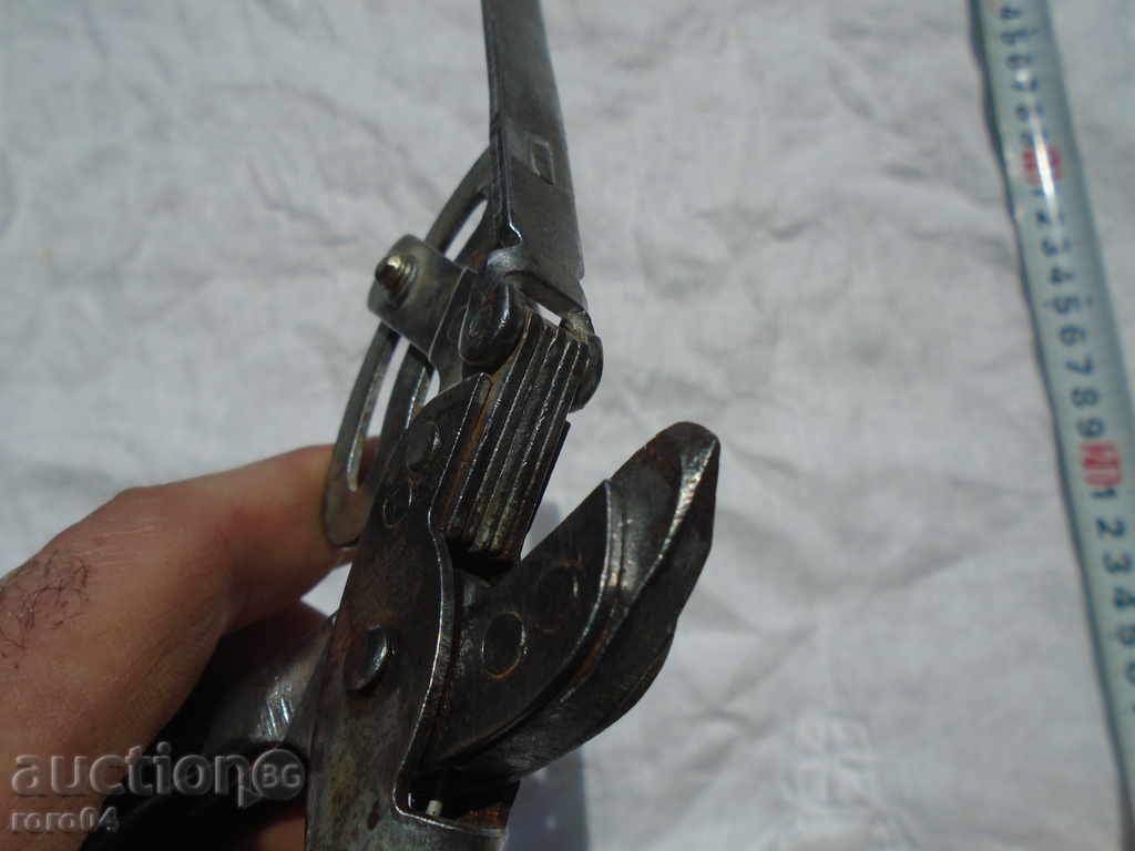 OLIVE TOWERS FOR THE CREAM OF TRIONS, BIKES - ACTUATORS - 6 OLIVE TOWERS FOR THE CREAM OF TRIONS, BIKES - ACTUATORS - 6