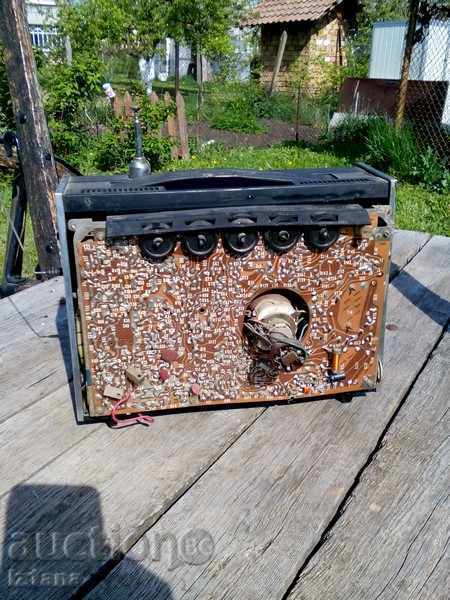 Δημοπρασία Τηλεόραση Yunost - 2