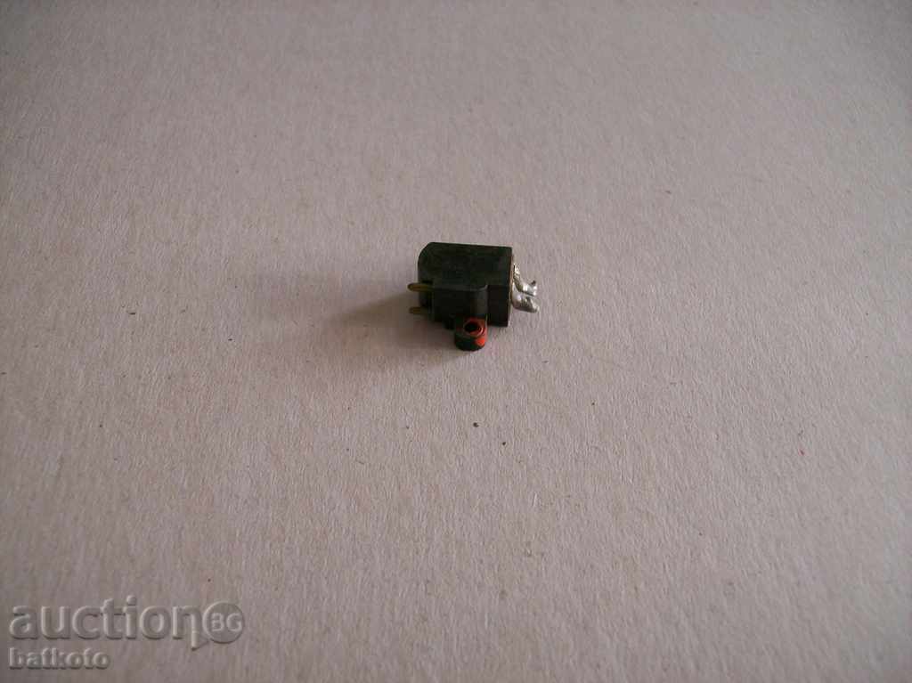 An old head for a portable cassette recorder with price 2.00 BGN | € 1.02 An old head for a portable cassette recorder with price 2.00 BGN | € 1.02