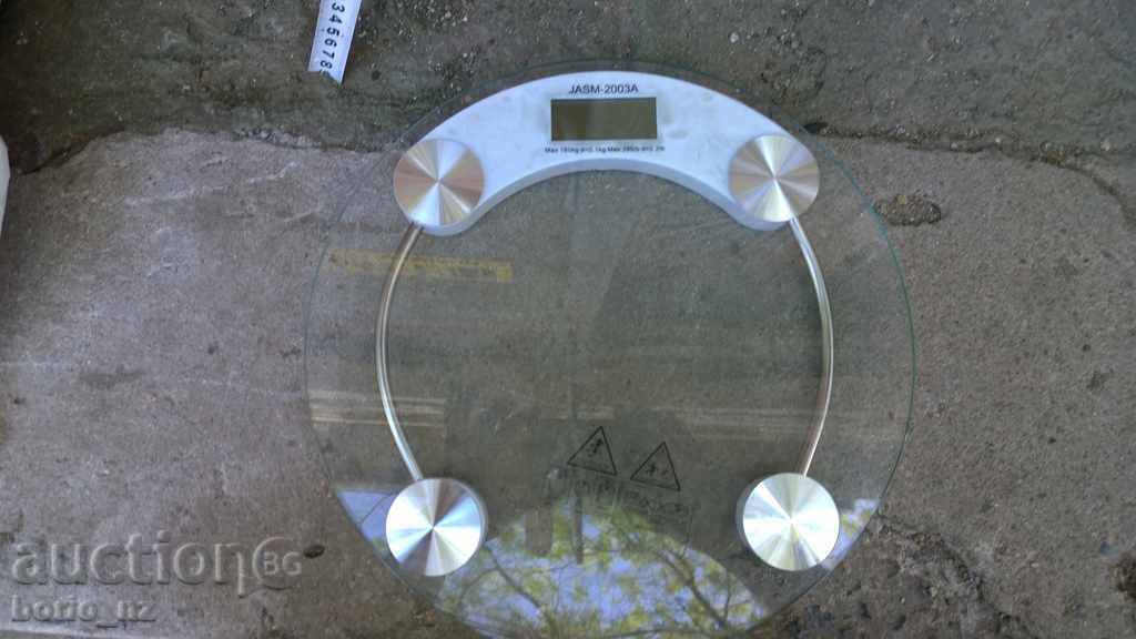 7950. DOMESTIC KANTAR WINDOW GLASS with price 15.00 BGN | € 7.67