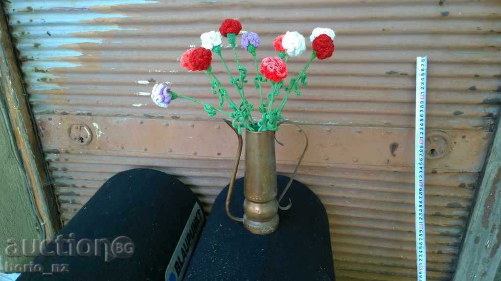 7987. BEAUTIFUL KNITTED KARAMFILLS IN MEDIUM HAND KAN with price 28.00 BGN | € 14.32 7987. BEAUTIFUL KNITTED KARAMFILLS IN MEDIUM HAND KAN with price 28.00 BGN | € 14.32