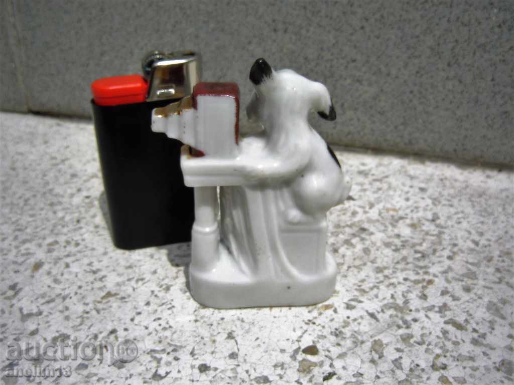 Auction  STAR PORCELAIN FOREIGN 1