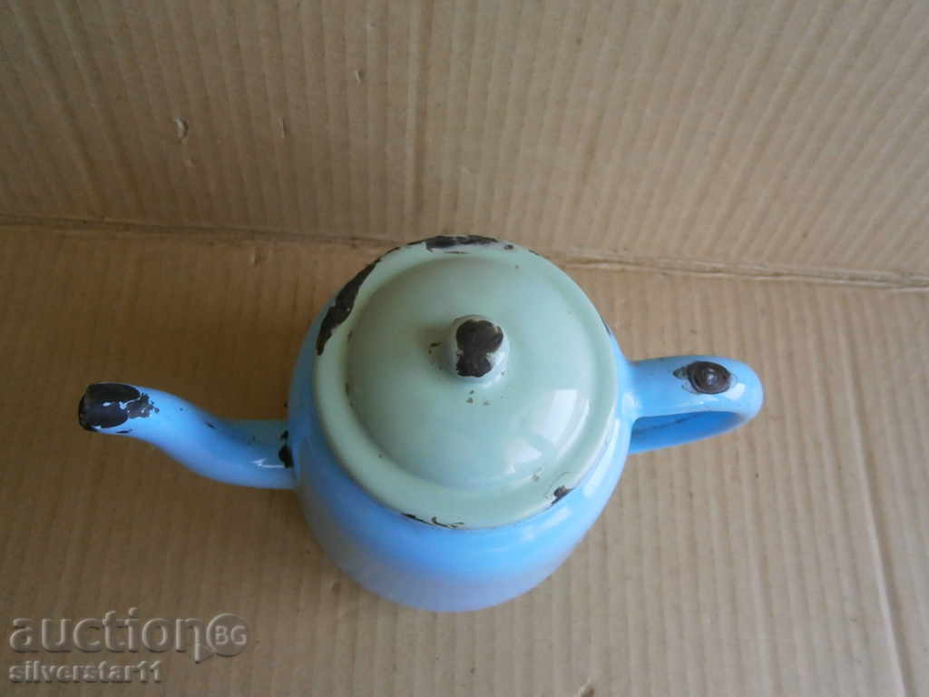 Auction Vintage enamelled teapot 50th retro Auction Vintage enamelled teapot 50th retro