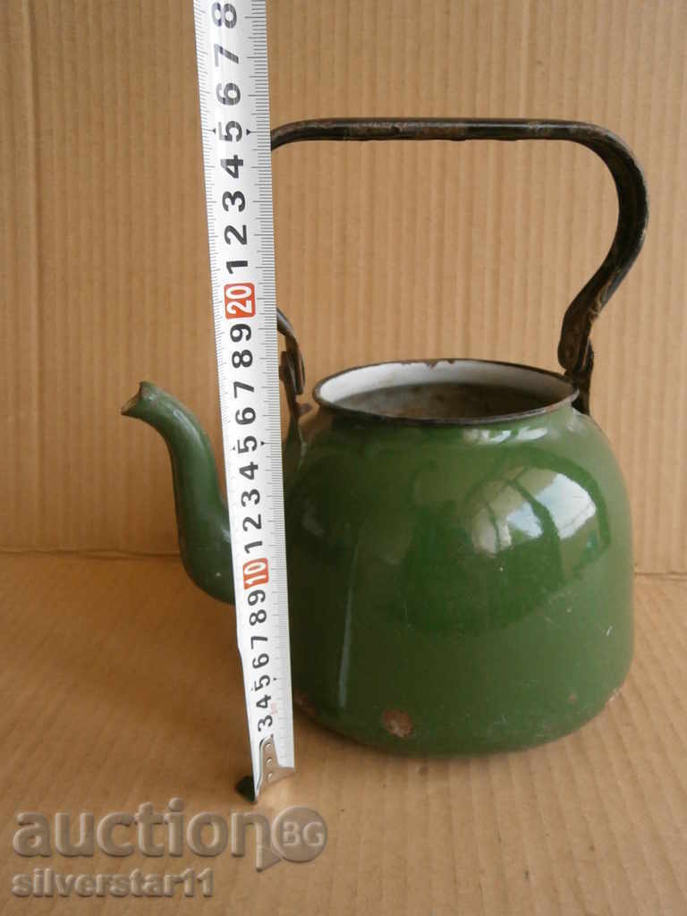 Vintage enamelled teapot 50th retro with price 21.00 BGN | € 10.74