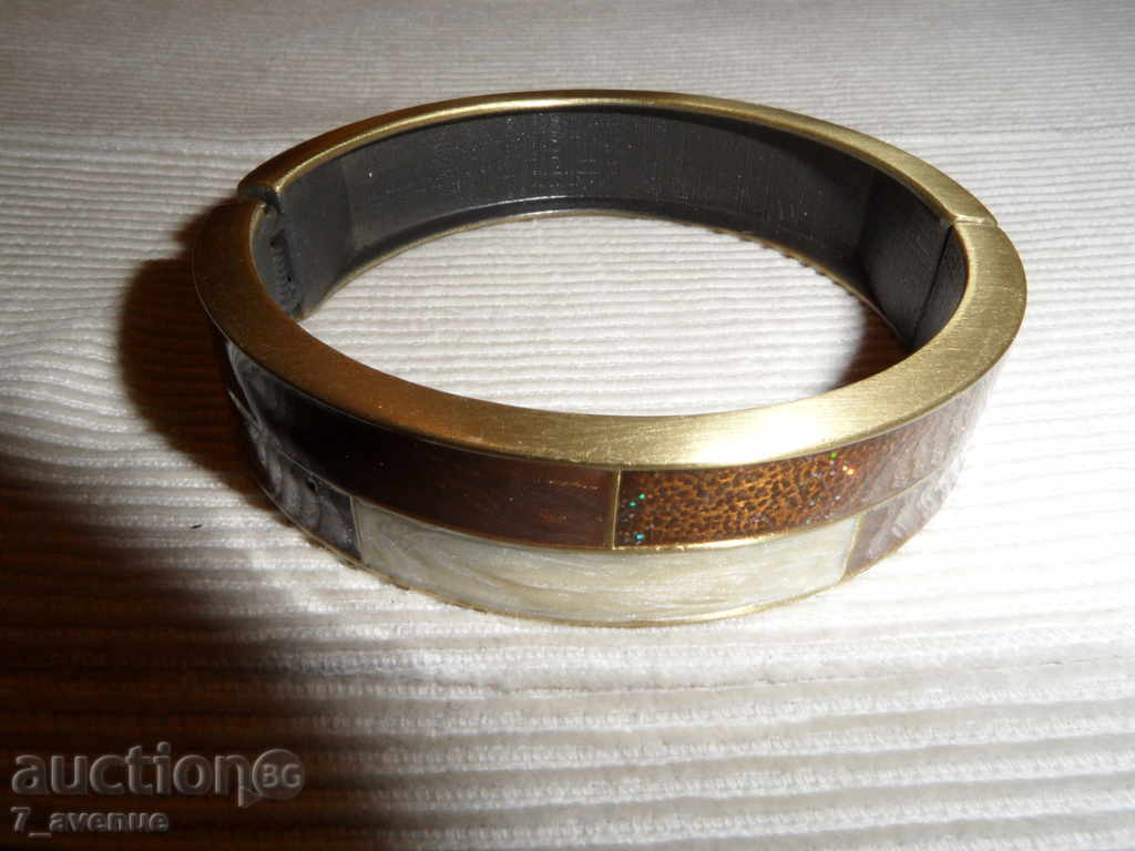 BRACELET with enamel diam. 67mm, width 15mm with price 69.00 BGN | € 35.28 BRACELET with enamel diam. 67mm, width 15mm with price 69.00 BGN | € 35.28