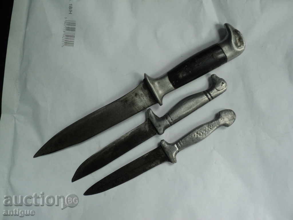 Auction LOT OF 3 OLD BABIES. Auction LOT OF 3 OLD BABIES.