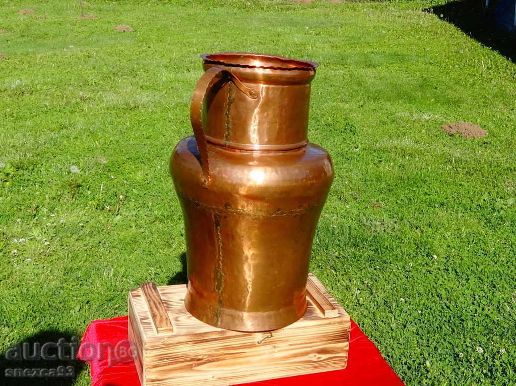 Меден гюм за мляко,ваза,амфора с цена 120.00 лв. | € 61.36 Меден гюм за мляко,ваза,амфора с цена 120.00 лв. | € 61.36