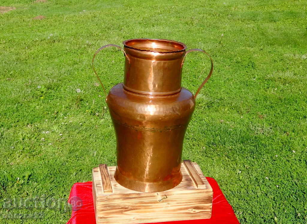 Доставка на Меден гюм за мляко,ваза,амфора Доставка на Меден гюм за мляко,ваза,амфора