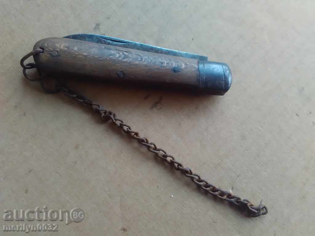 Auction An old knife with wood shavings, a knife, a dagger, a blade Auction An old knife with wood shavings, a knife, a dagger, a blade