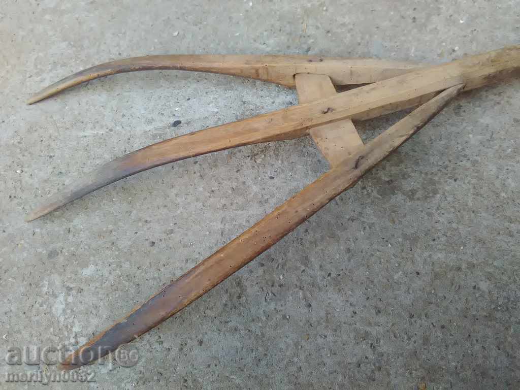 Стара вила от дърво дървения инструмент - 7 Стара вила от дърво дървения инструмент - 7