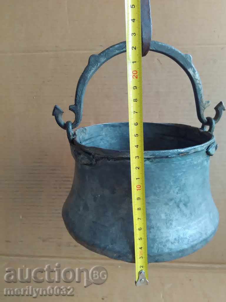 Ibric vechi de cupru, cupru, ceaun, ceaun, vas de cupru cu preț € 49.17 | 96.17 BGN