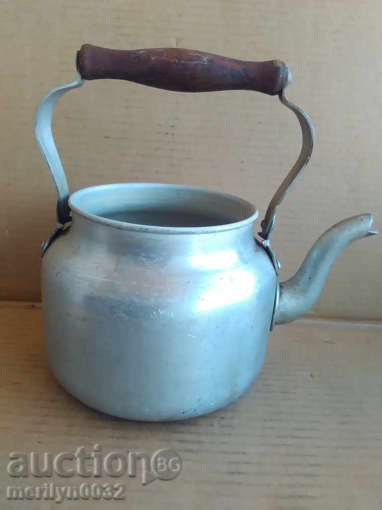 Доставка на Алуминиев чайник 40-те години СССР самовар Доставка на Алуминиев чайник 40-те години СССР самовар