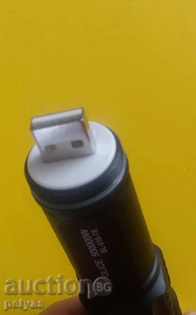 Auction Mini Battery Cree T6 LED Flashlight with USB Charging Auction Mini Battery Cree T6 LED Flashlight with USB Charging